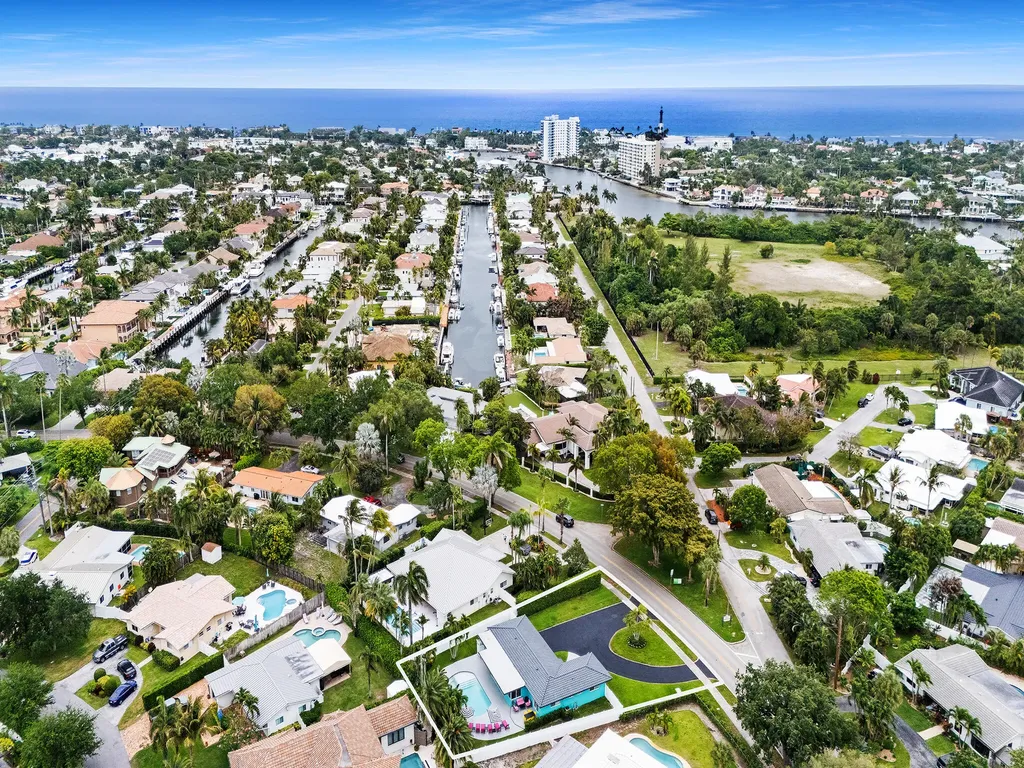 2141 NE 24th Street Lighthouse Point FL 33064