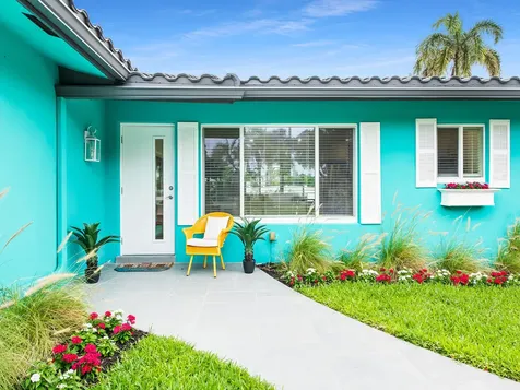 2141 NE 24th Street Lighthouse Point FL 33064