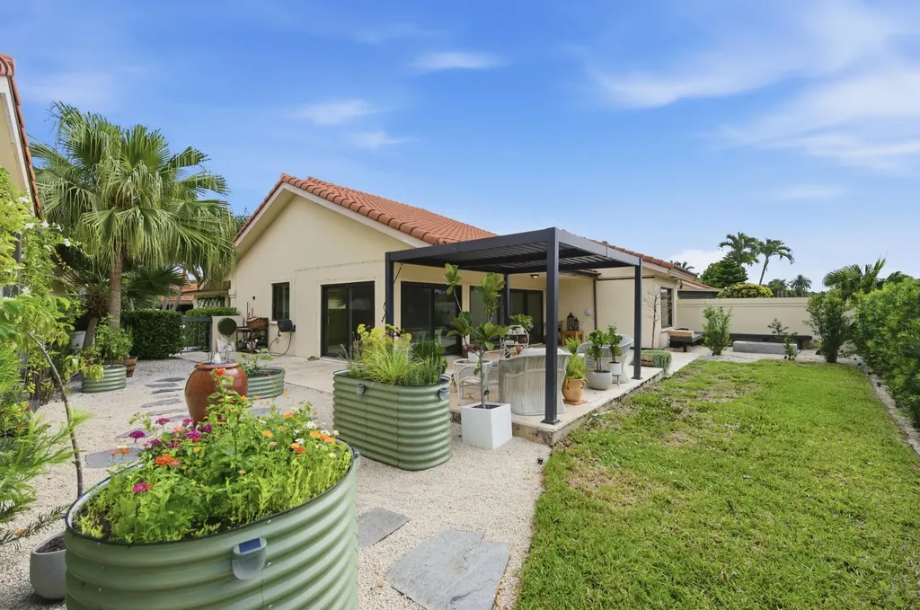 2860 Cuyahoga Lane West Palm Beach FL 33409