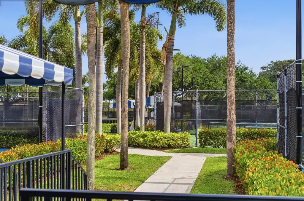 2860 Cuyahoga Lane West Palm Beach FL 33409
