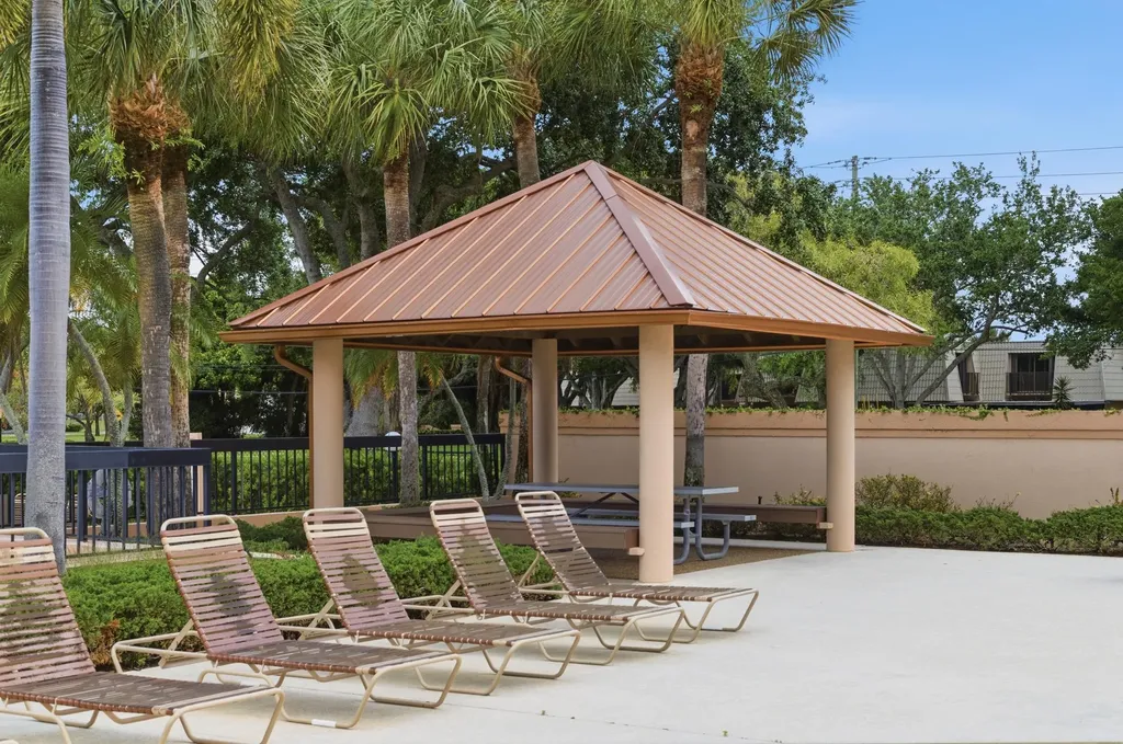 2860 Cuyahoga Lane West Palm Beach FL 33409