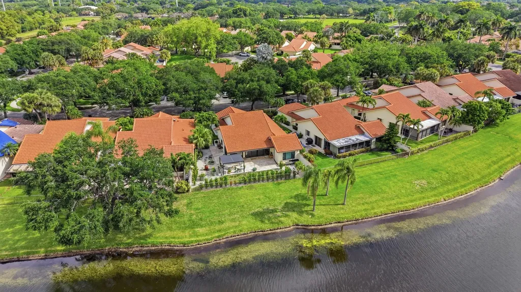 2860 Cuyahoga Lane West Palm Beach FL 33409