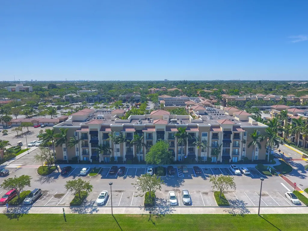 4903 Midtown Lane Palm Beach Gardens FL 33418