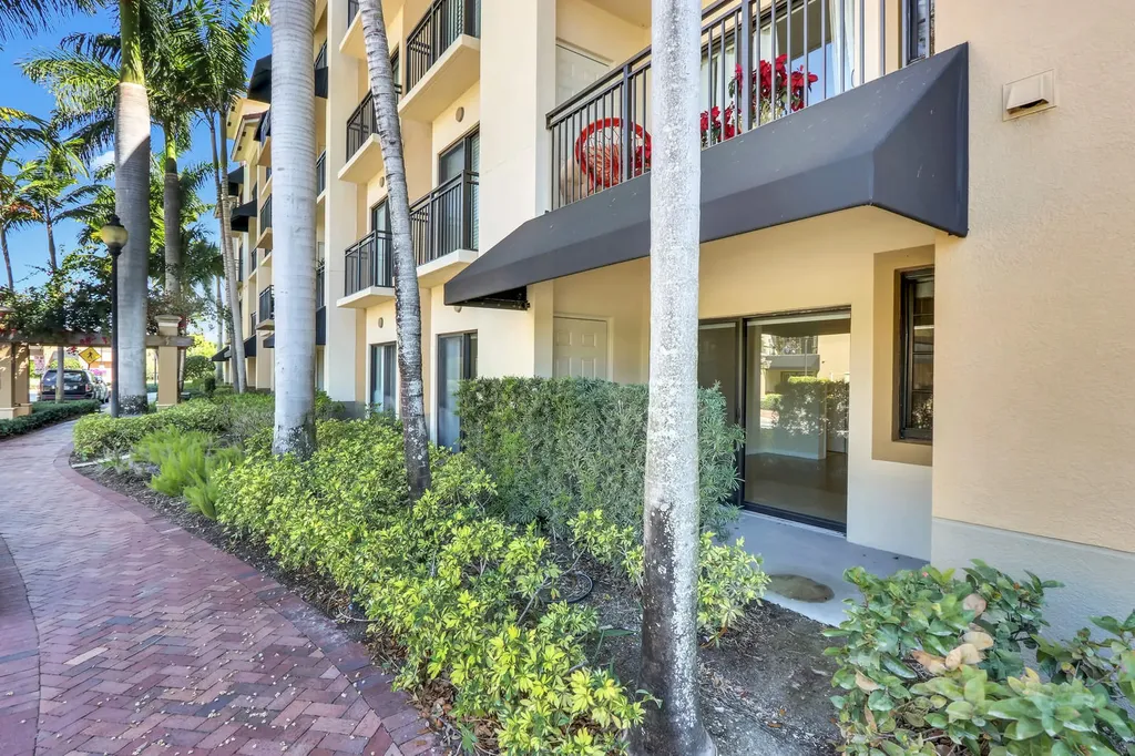 4903 Midtown Lane Palm Beach Gardens FL 33418