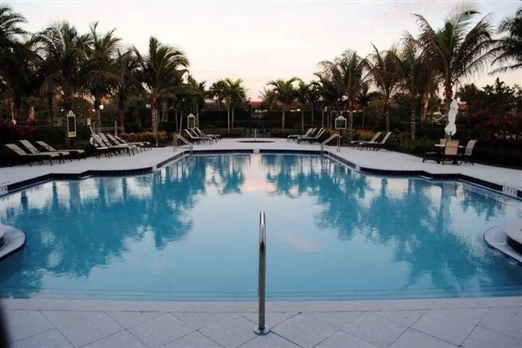 4903 Midtown Lane Palm Beach Gardens FL 33418