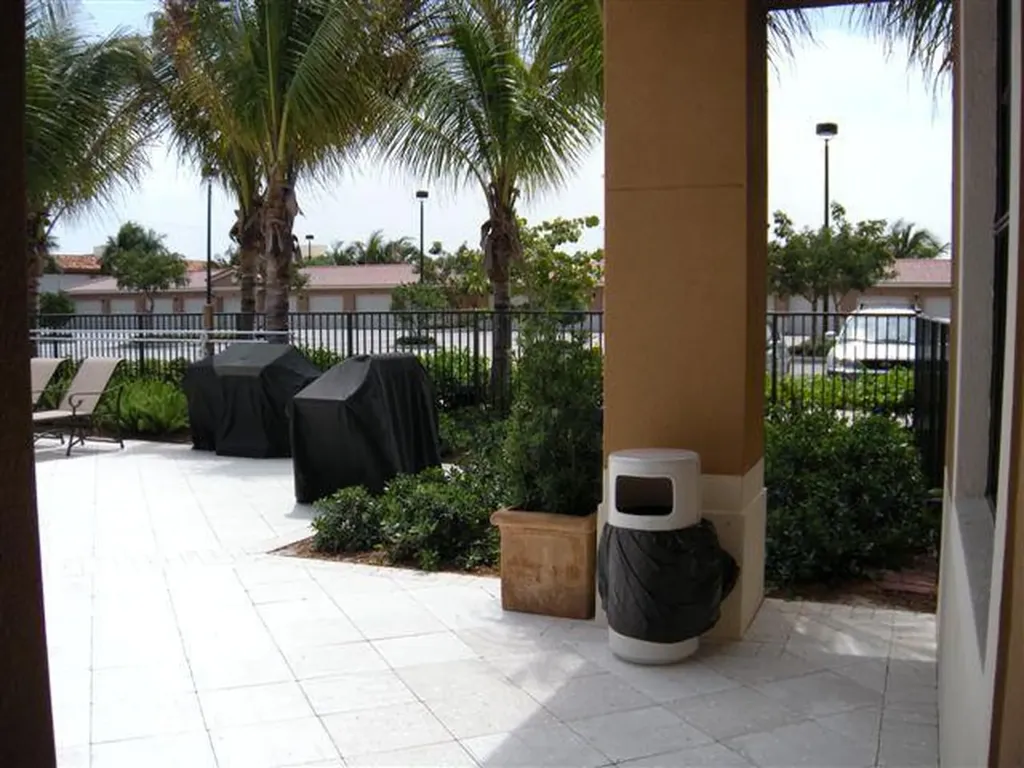 4903 Midtown Lane Palm Beach Gardens FL 33418