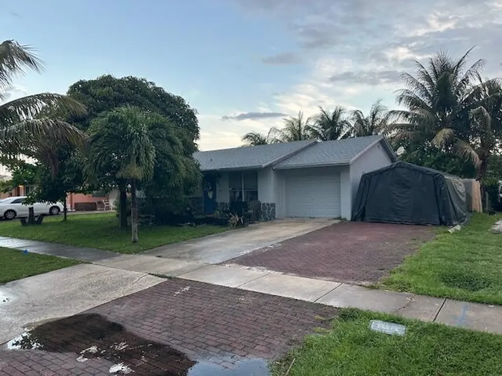 4547 Vespasian Court Greenacres FL 33463