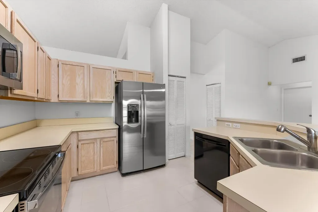 3737 Satin Leaf Court Delray Beach FL 33445