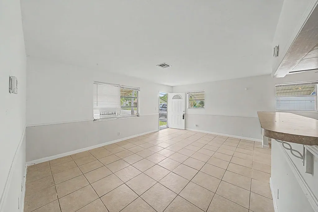 301 SE 21st Avenue Boynton Beach FL 33435