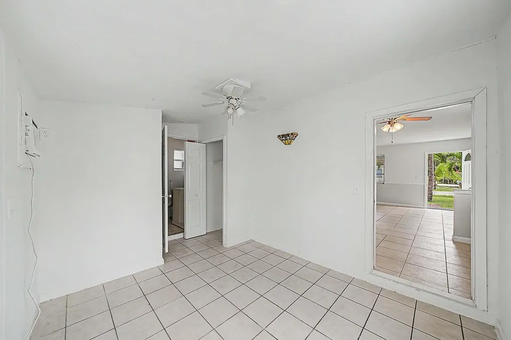 301 SE 21st Avenue Boynton Beach FL 33435