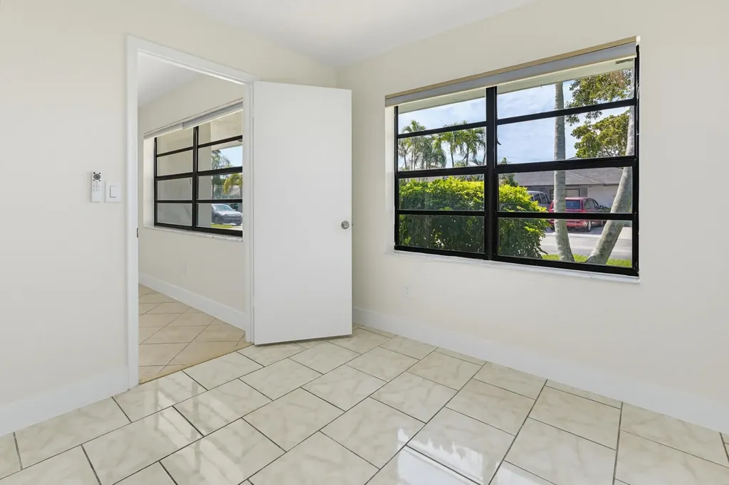 1359 Pines Lane West Palm Beach FL 33415