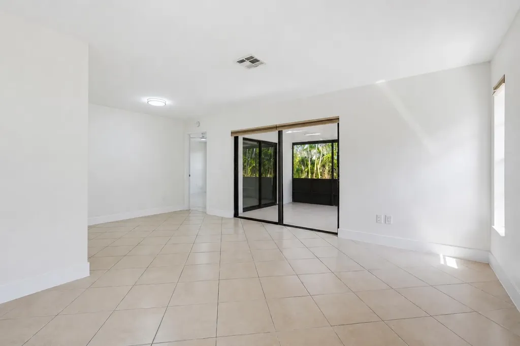 1359 Pines Lane West Palm Beach FL 33415