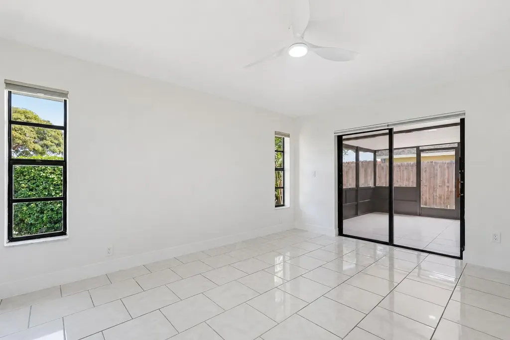 1359 Pines Lane West Palm Beach FL 33415