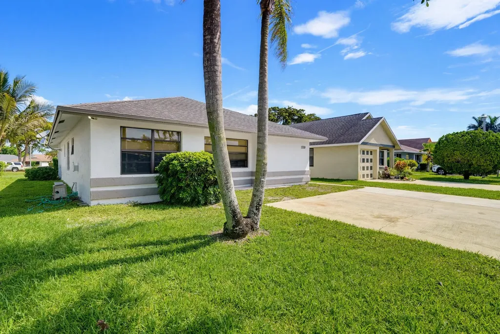1359 Pines Lane West Palm Beach FL 33415