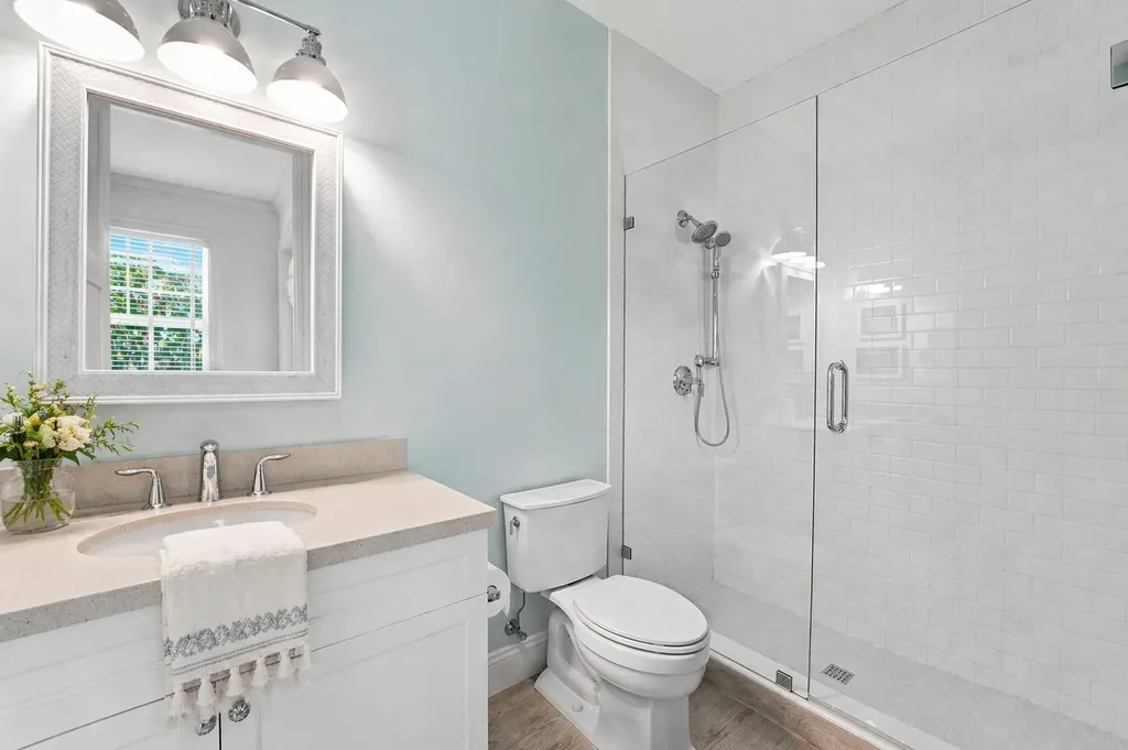 2520 Estates Drive North Palm Beach FL 33410