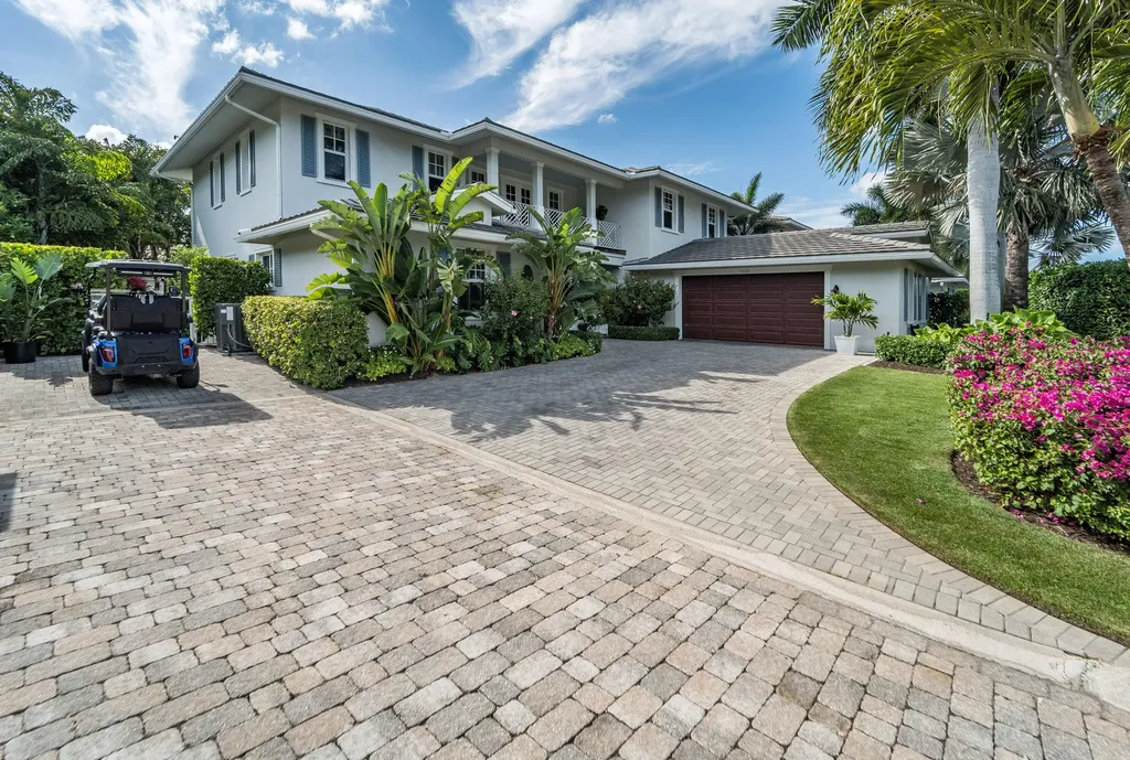 2520 Estates Drive North Palm Beach FL 33410