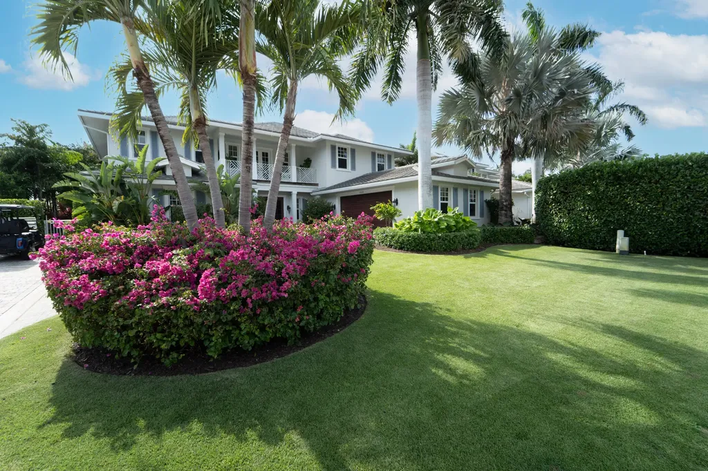 2520 Estates Drive North Palm Beach FL 33410
