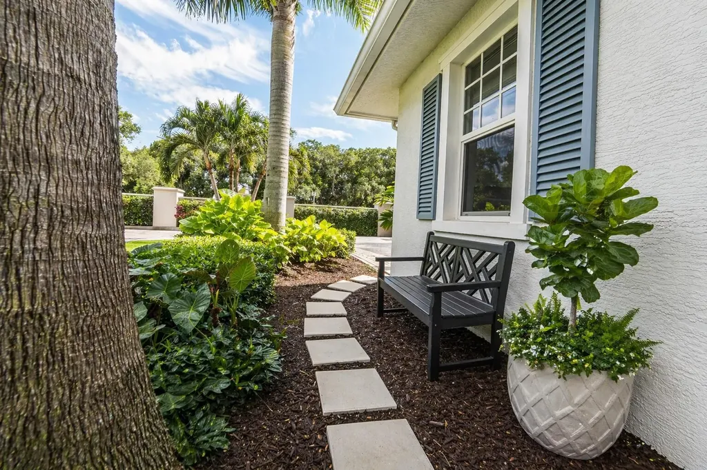 2520 Estates Drive North Palm Beach FL 33410
