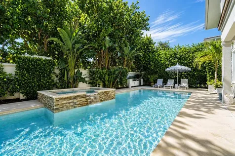 2520 Estates Drive North Palm Beach FL 33410