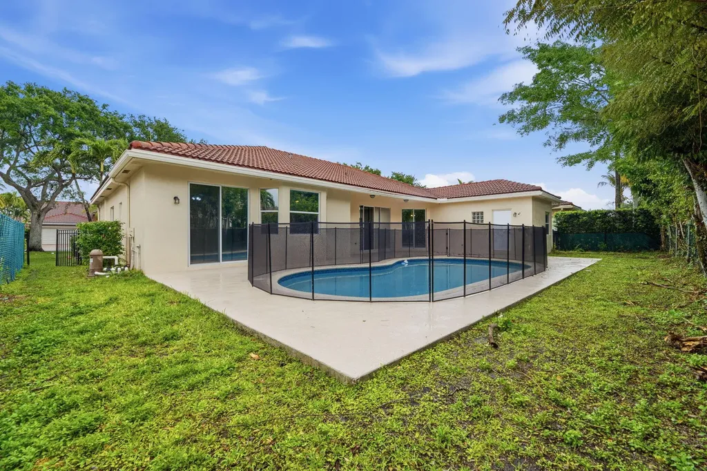 10316 NW 53rd Court Coral Springs FL 33076