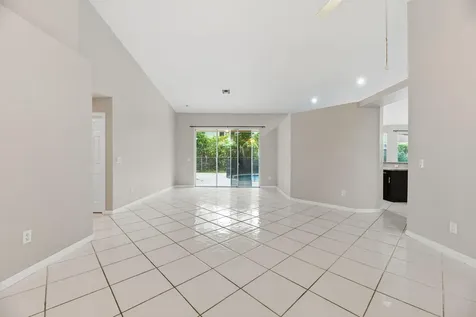 10316 NW 53rd Court Coral Springs FL 33076