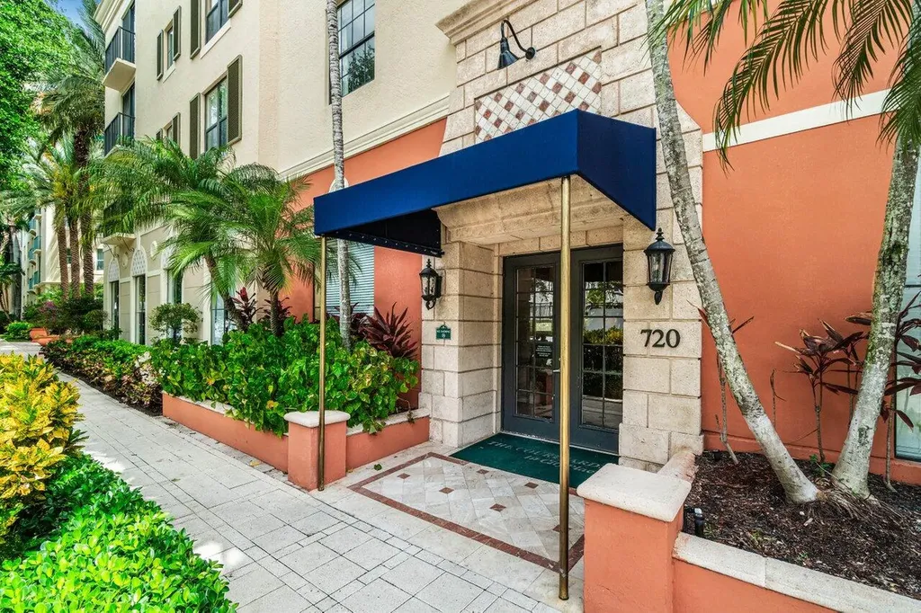 630 S Sapodilla Avenue West Palm Beach FL 33401