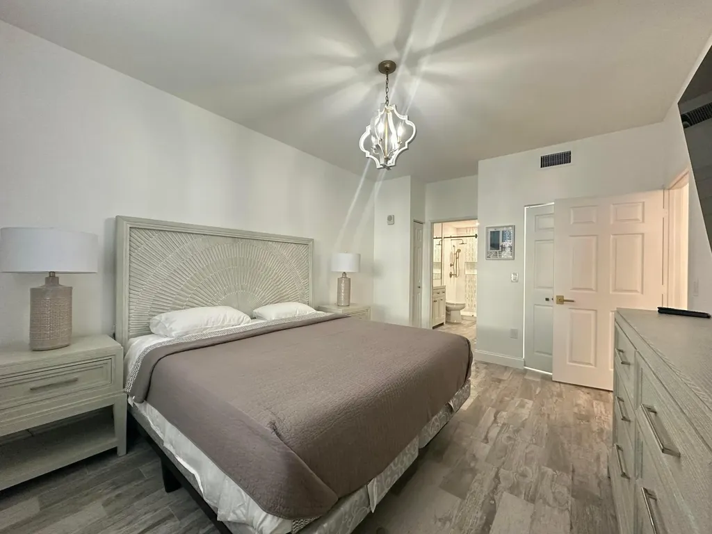 630 S Sapodilla Avenue West Palm Beach FL 33401