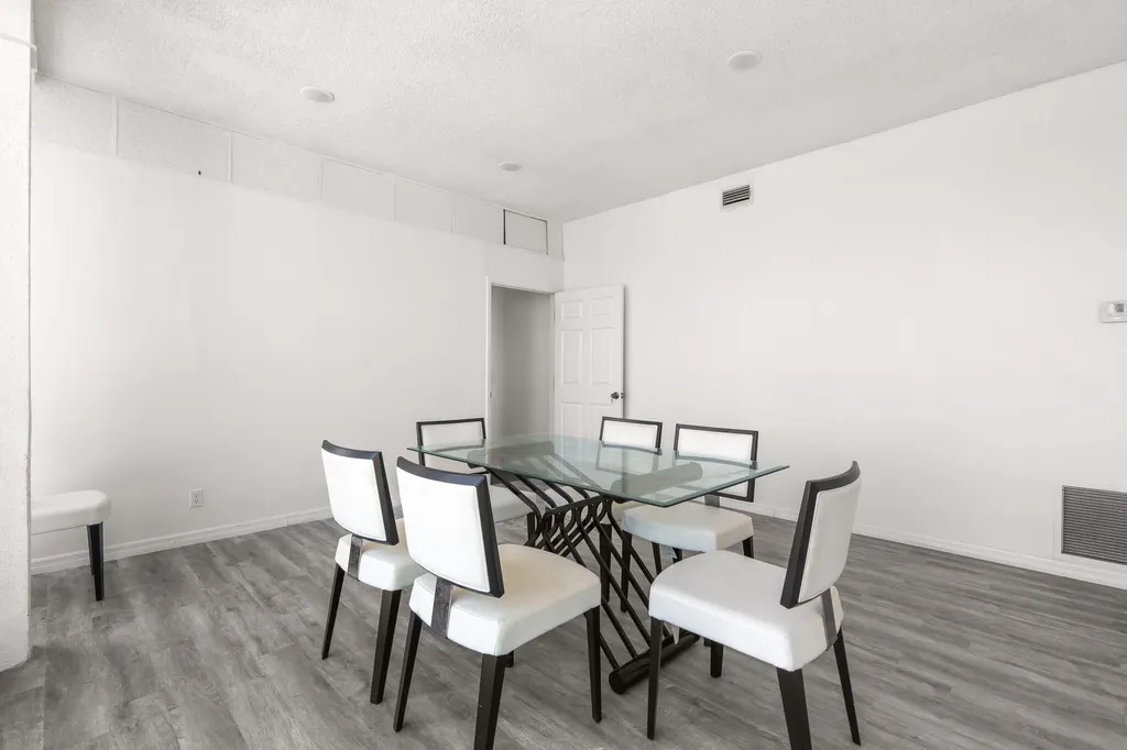 2720 Forest Hill Boulevard Palm Springs FL 33406