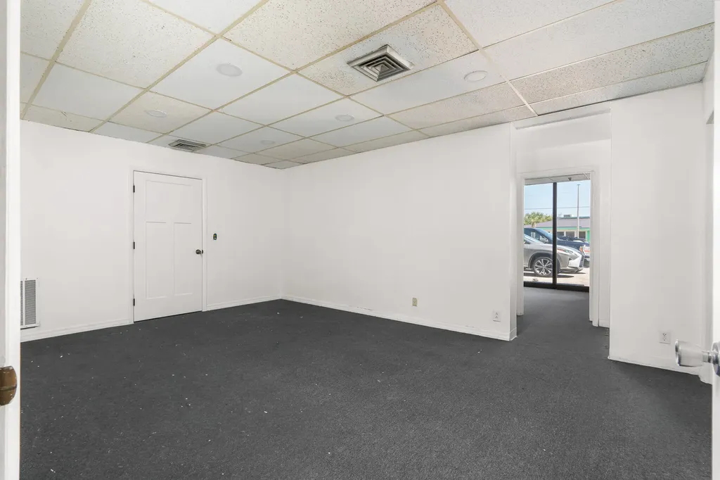 2720 Forest Hill Boulevard Palm Springs FL 33406