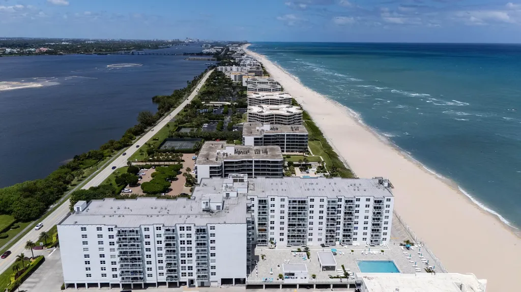 3450 S Ocean Boulevard Palm Beach FL 33480