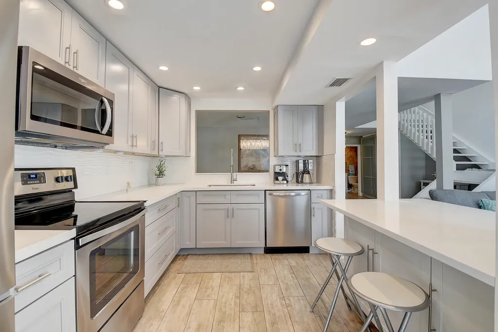 6595 Parkview Drive Boca Raton FL 33433