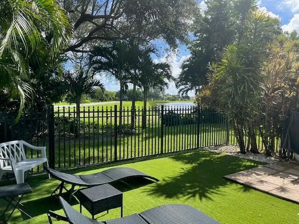 6595 Parkview Drive Boca Raton FL 33433