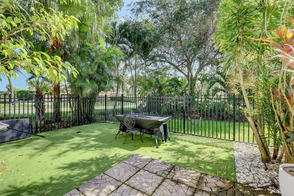 6595 Parkview Drive Boca Raton FL 33433