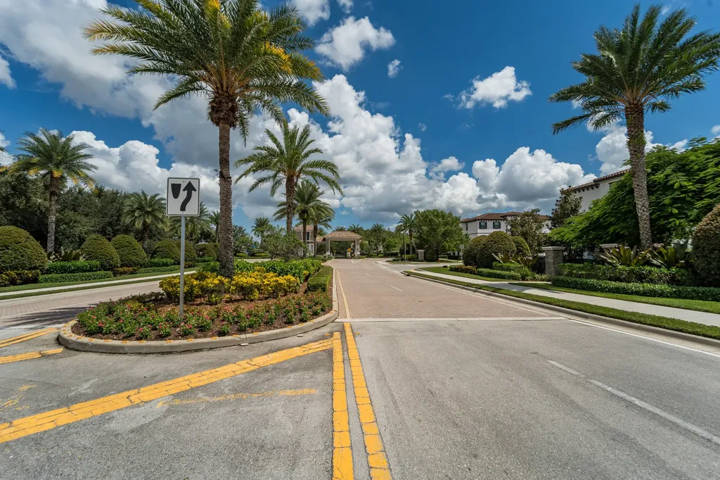4521 Willow Basin Way Lake Worth FL 33467