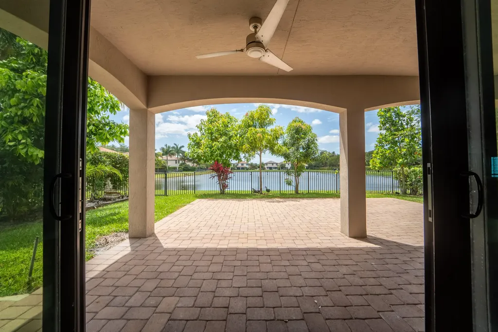 4521 Willow Basin Way Lake Worth FL 33467