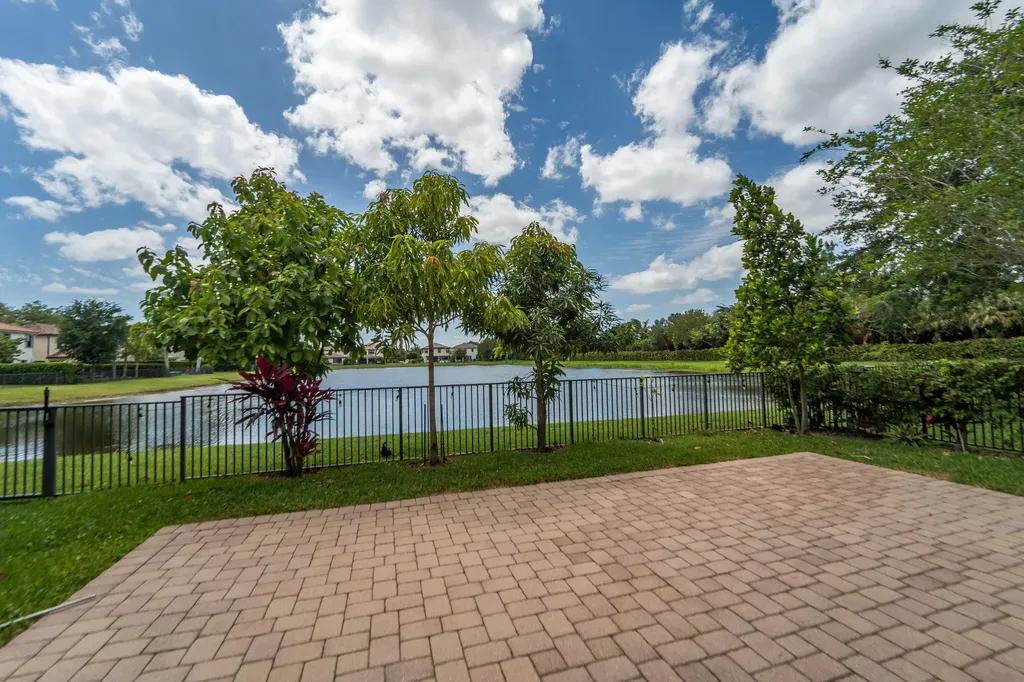 4521 Willow Basin Way Lake Worth FL 33467