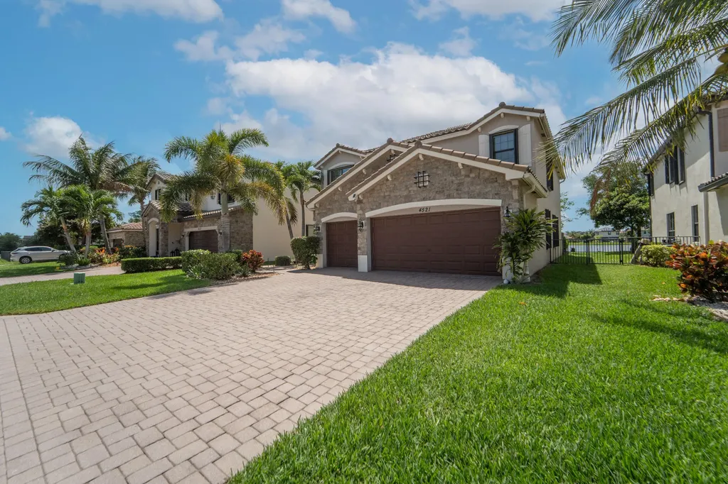 4521 Willow Basin Way Lake Worth FL 33467