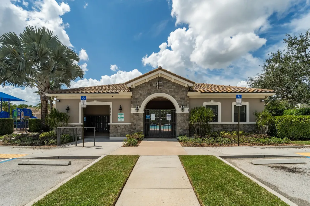 4521 Willow Basin Way Lake Worth FL 33467
