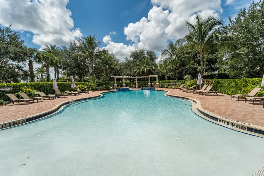4521 Willow Basin Way Lake Worth FL 33467