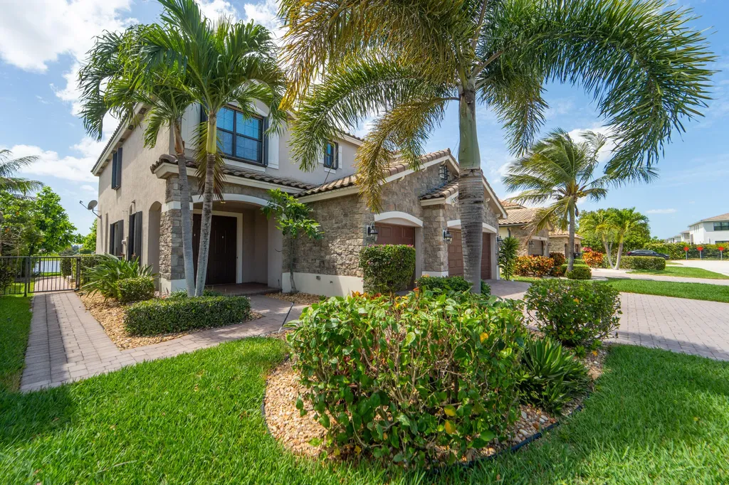 4521 Willow Basin Way Lake Worth FL 33467
