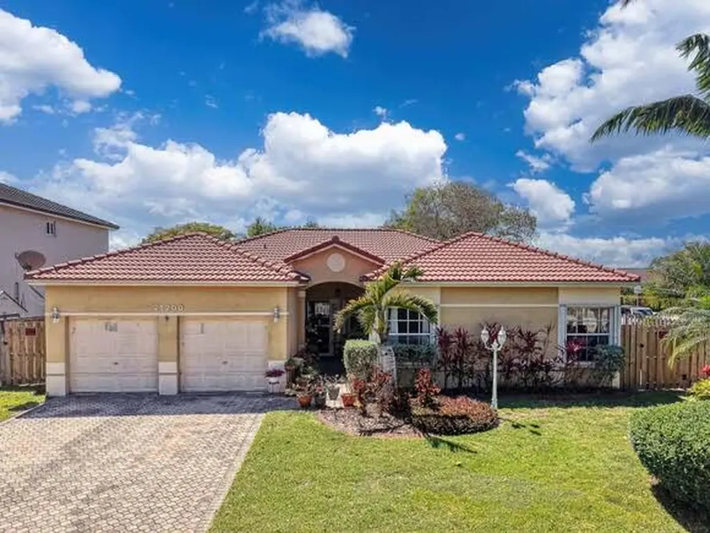 21200 SW 92nd Avenue Cutler Bay FL 33189
