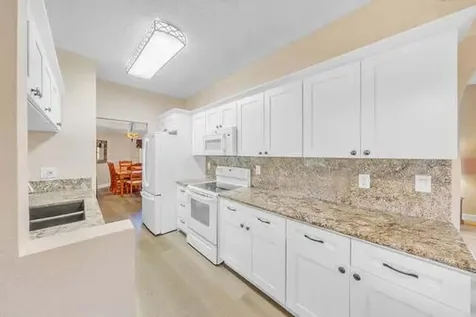 21200 SW 92nd Avenue Cutler Bay FL 33189