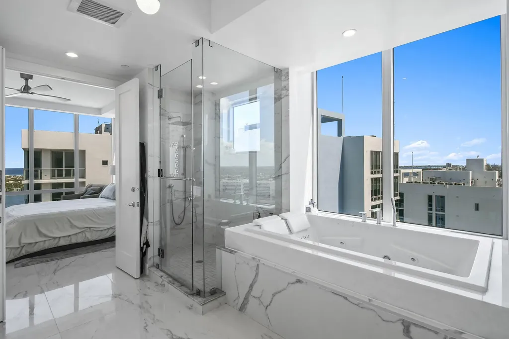 1 Water Club Way North Palm Beach FL 33408