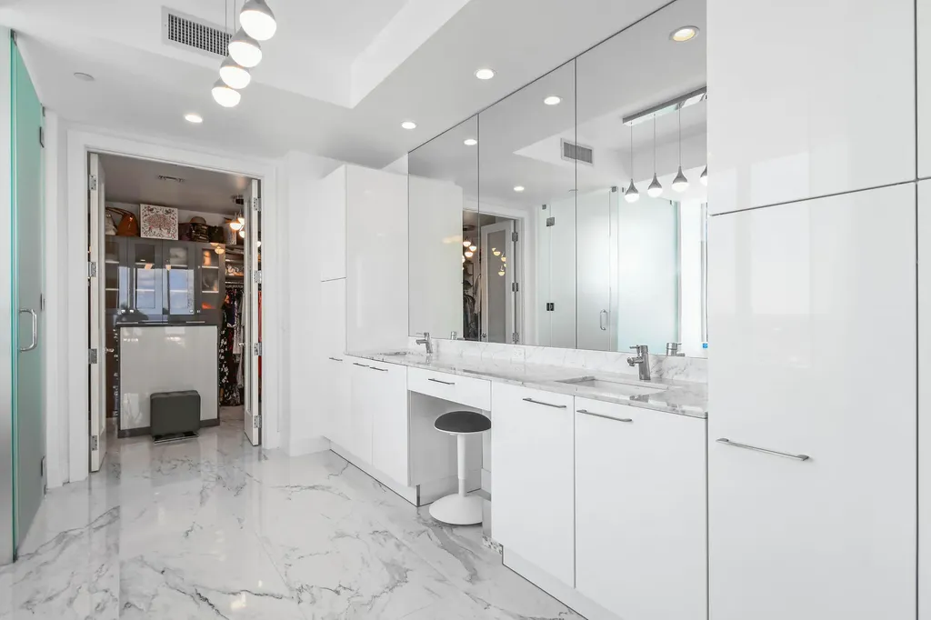 1 Water Club Way North Palm Beach FL 33408