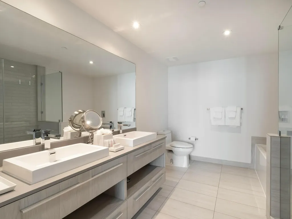 4010 S Ocean Drive Hollywood FL 33019