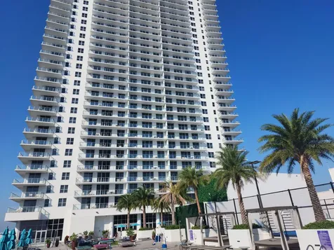 4010 S Ocean Drive Hollywood FL 33019