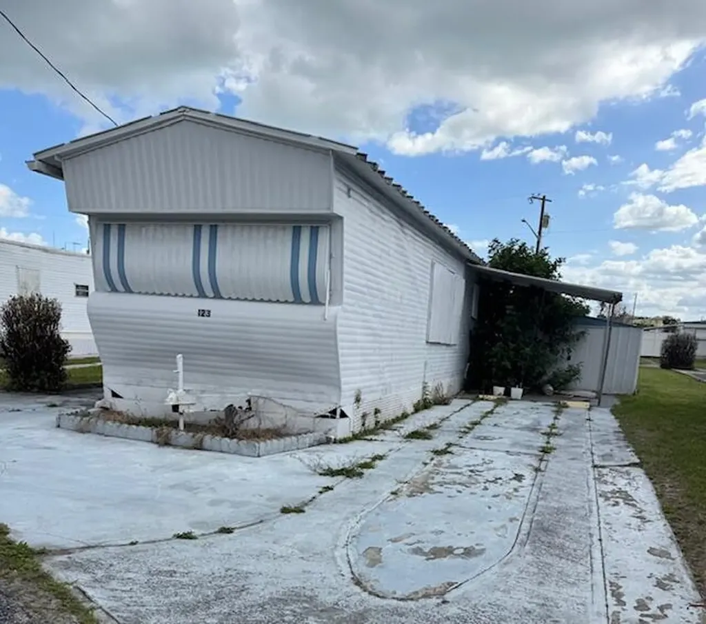 2023 Street Lucie Boulevard Fort Pierce FL 34946