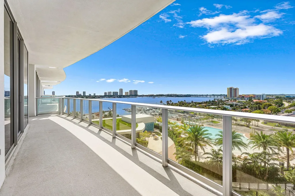 220 Lake Shore Drive Lake Park FL 33403