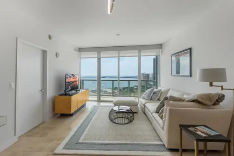 888 Biscayne Boulevard Miami FL 33132