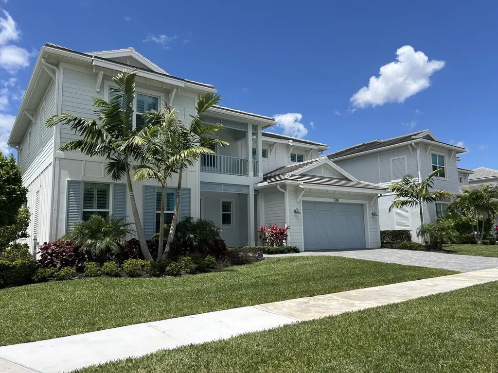 9268 Crestview Circle Palm Beach Gardens FL 33412